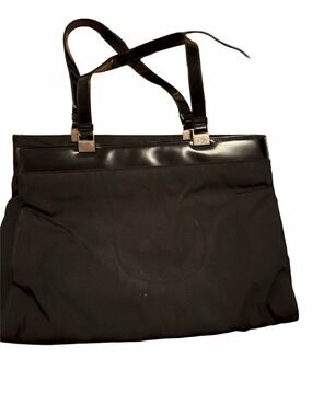 Gucci Tom Ford Era Tote detached strap